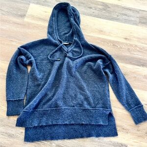 Westbound Dark Navy V-Neck Hooded Sweater